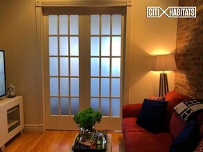 722 10th Ave-Unit -5C in New York, NY - Building Photo - Building Photo