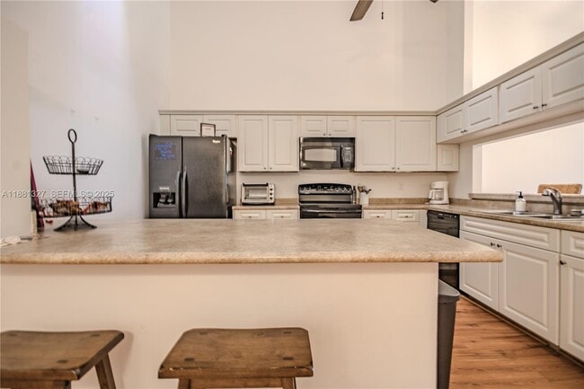 property at 7652 Pinewalk Dr S