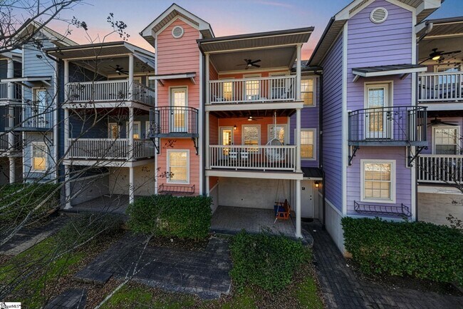 property at 7 Hamilton Ave