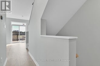 290 Bankside St in Ottawa, ON - Building Photo - Building Photo