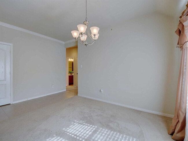 9824 Mcfarring Dr in Fort Worth, TX - Building Photo - Building Photo