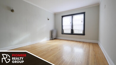 2122 W Ainslie St in Chicago, IL - Building Photo - Building Photo