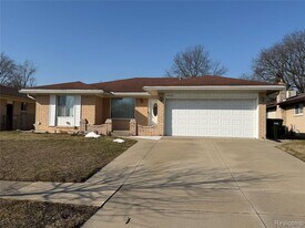 39725 Crystal Dr in Sterling Heights, MI - Building Photo