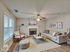 323 Rosemont Ct in Hiram, GA - Building Photo - Building Photo