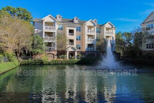 2244 Ashley Crossing Dr in Charleston, SC - Building Photo