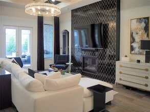 1310 Sunflower Ave in Bartonville, TX - Building Photo - Building Photo