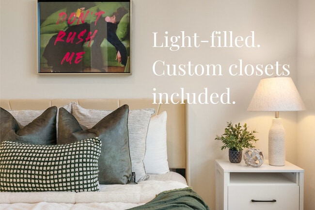 Sophia Hollywood in Los Angeles, CA - Foto de edificio - Building Photo