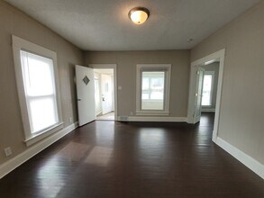 854 Buchanan St in Des Moines, IA - Building Photo - Building Photo