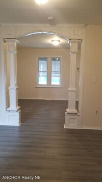 28 N Yewdall St photo'