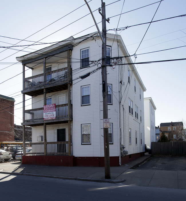 127 De Pasquale Ave in Providence, RI - Foto de edificio - Building Photo