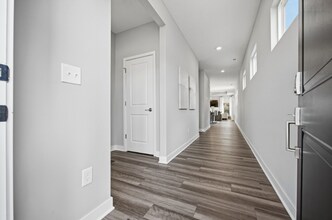 2209 Aerotrain Ct N in Plain City, OH - Foto de edificio - Building Photo