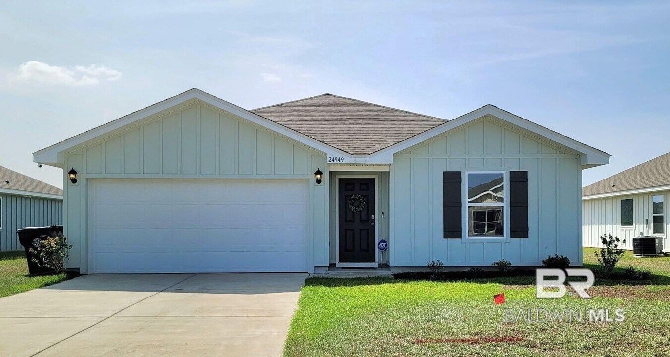 24949 Ponder Lp in Loxley, AL - Building Photo