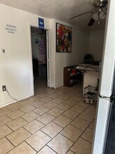 1393 Amarillo St in Abilene, TX - Foto de edificio - Building Photo