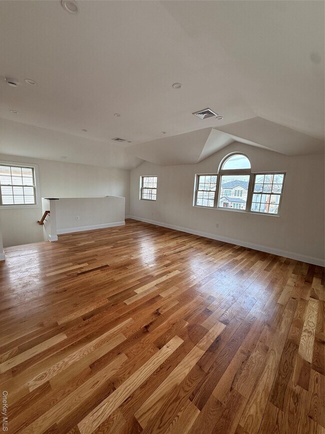 239-38 148th Rd in Queens, NY - Building Photo - Building Photo