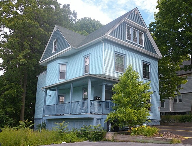 property at 113 Comstock Pl