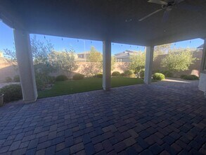 799 Flowing Meadow Dr in Henderson, NV - Building Photo - Building Photo