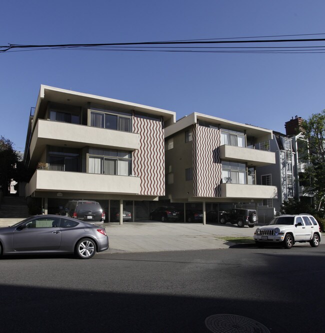 Gorham Avenue Apartments in Los Angeles, CA - Foto de edificio - Building Photo