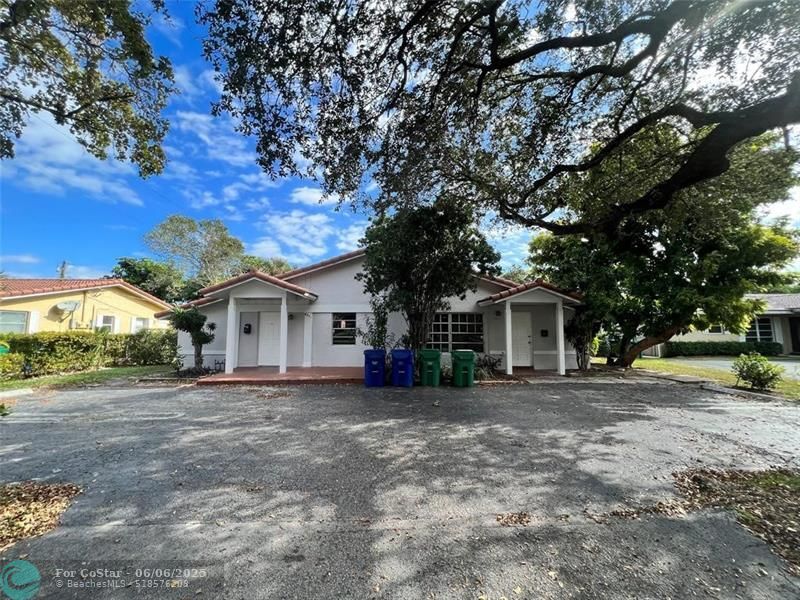 4371 NW 80th Ave in Coral Springs, FL - Building Photo