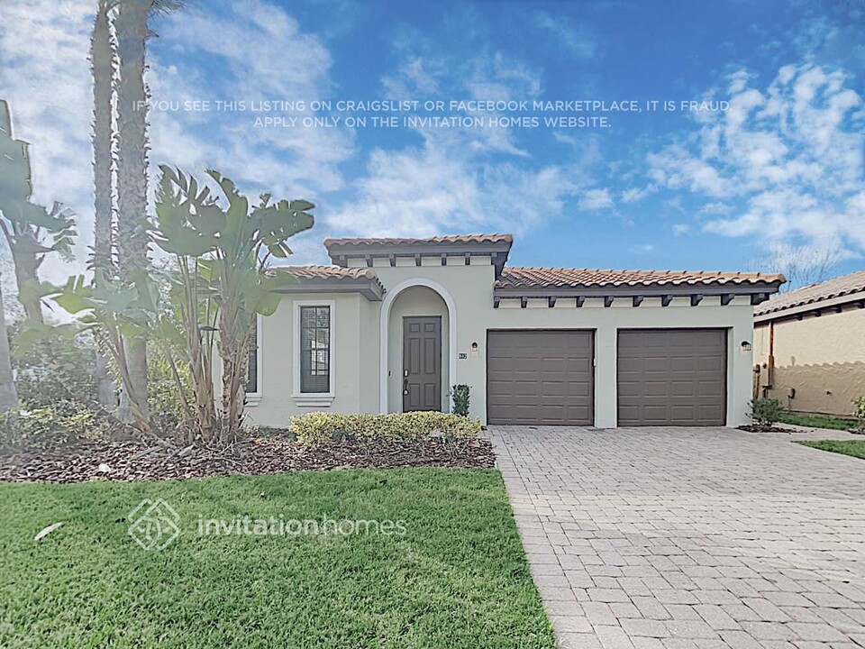 612 Via Chris Ct in Debary, FL - Foto de edificio
