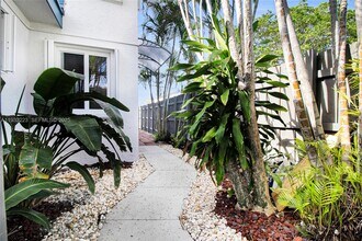 1211 N Andrews Ave in Fort Lauderdale, FL - Building Photo - Building Photo
