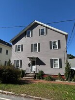 35 Updike Ave in North Kingstown, RI - Building Photo