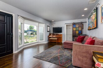 6601 Rubio Ave in Los Angeles, CA - Building Photo - Building Photo