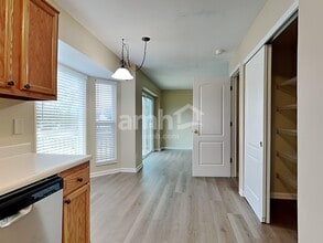 753 Lakefield Dr in Independence, KY - Building Photo - Building Photo