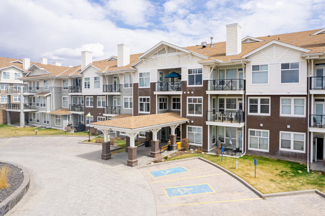 Stonecroft at Arbour Lake in Calgary, AB - Building Photo