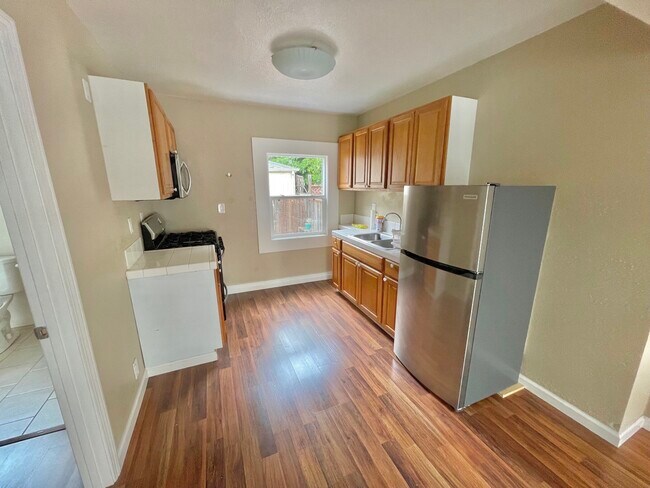 2314 Bonar St in Berkeley, CA - Building Photo - Building Photo