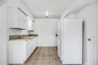 10410 Mountair Ave in Los Angeles, CA - Building Photo - Building Photo