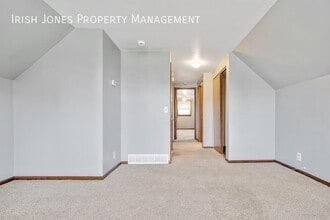 99 Bellwood Ave in West Seneca, NY - Building Photo - Building Photo