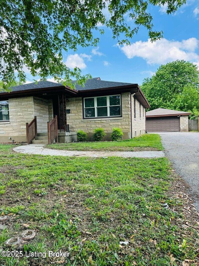 4105 North Ln in Louisville, KY - Building Photo - Building Photo