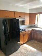 701 31st St, Unit A in Rock Island, IL - Building Photo - Building Photo