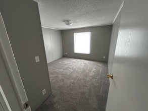 2500 Mann Rd in Village of Clarkston, MI - Building Photo - Building Photo