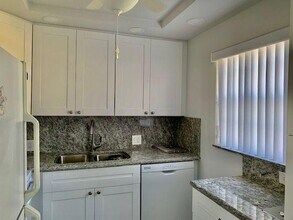 196 Suffolk F in Boca Raton, FL - Building Photo - Building Photo