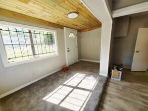 5201 Dodge Rd in Jacksonville, FL - Building Photo - Building Photo