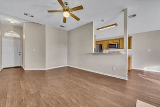 3715 Westfield Dr in College Station, TX - Foto de edificio - Building Photo