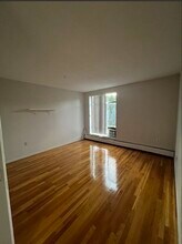 231 Coolidge Ave, Unit 414 in Watertown, MA - Building Photo - Building Photo