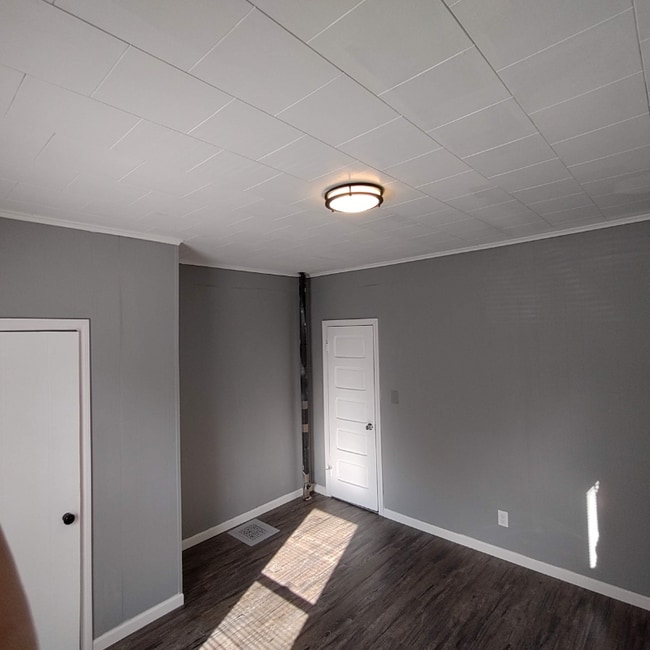 property at 39 Wendell Pl