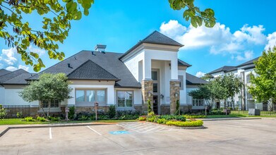 Villas at River Park West in Richmond, TX - Foto de edificio - Building Photo