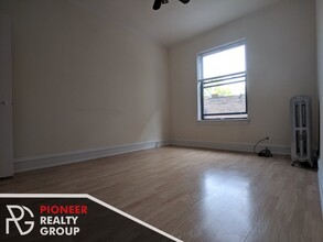 4847 N Damen Ave, Unit 110 in Chicago, IL - Building Photo - Building Photo