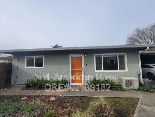 440 Russell St in Winters, CA - Building Photo - Building Photo