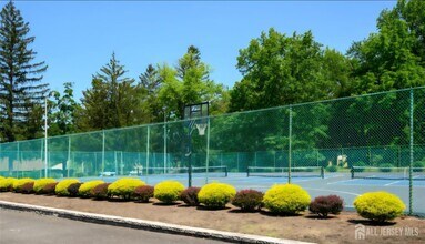 11 Pine Cluster Cir in Englishtown, NJ - Building Photo - Building Photo