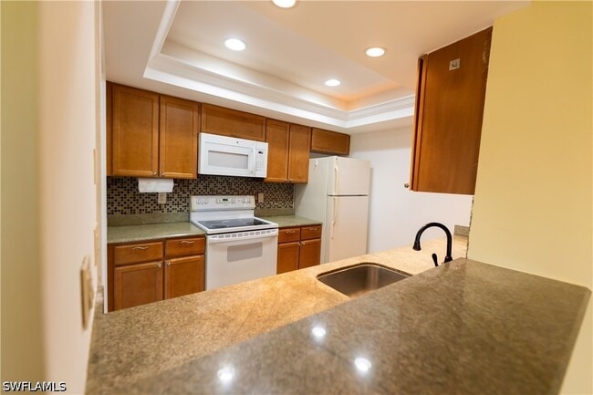 3655 Boca Ciega Dr in Naples, FL - Building Photo - Building Photo