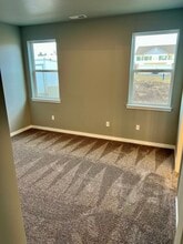 1041 S Russell St in Airway Heights, WA - Building Photo - Building Photo