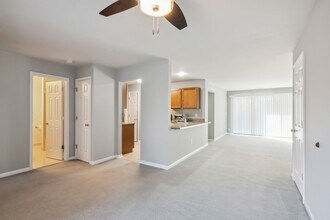 30773 Hidden Pines Ln in Roseville, MI - Building Photo - Building Photo