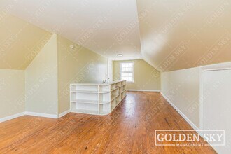 2208 S Pershing Dr in Muncie, IN - Building Photo - Building Photo