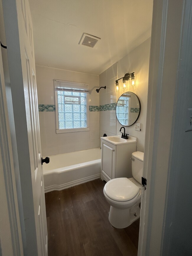 5041 Jefferson St, Unit 5041 in Gary, IN - Building Photo - Building Photo
