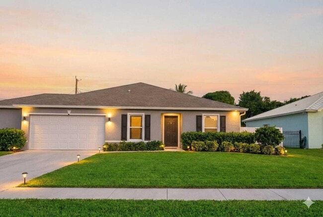 property at 2507 SE Charleston Dr