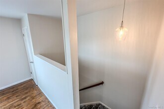 214 Carman Ave in East Rockaway, NY - Building Photo - Building Photo